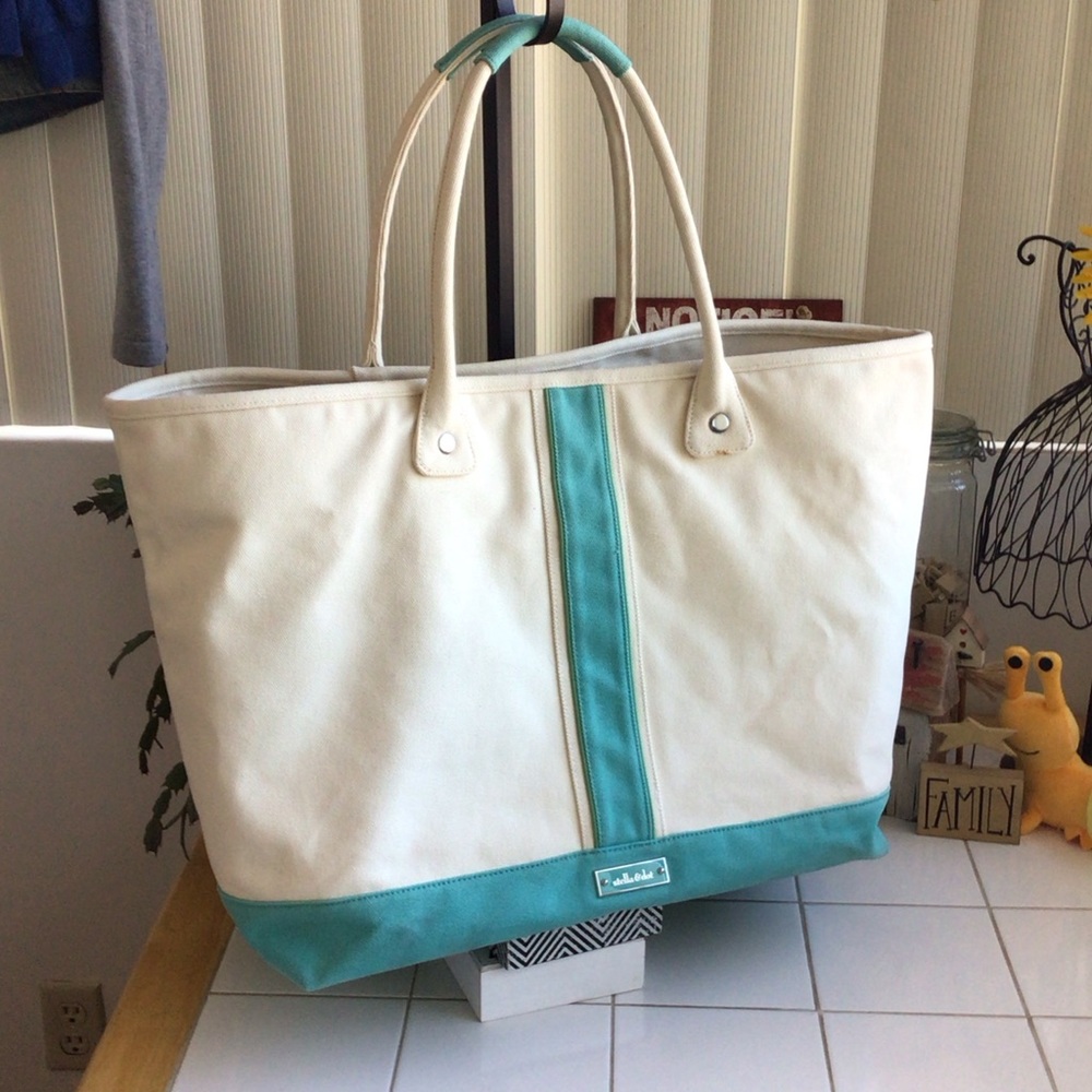 ‘Stella & Dot’ HUGE Classy Canvas Tote
